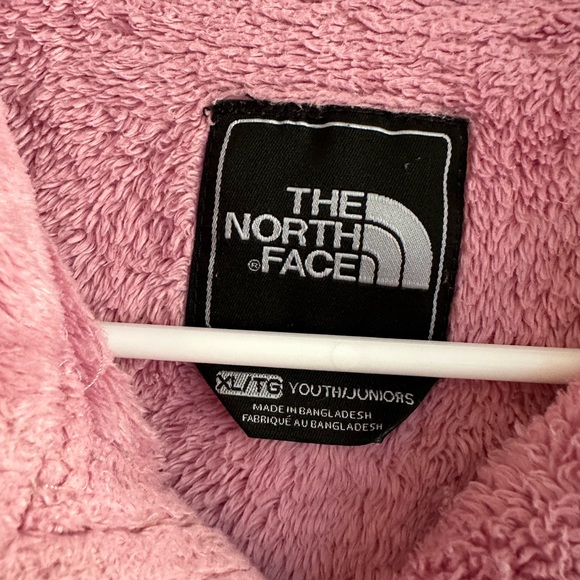 The North Face fuzzy jacket. Youth girls XL. Pink. - Picture 3 of 3